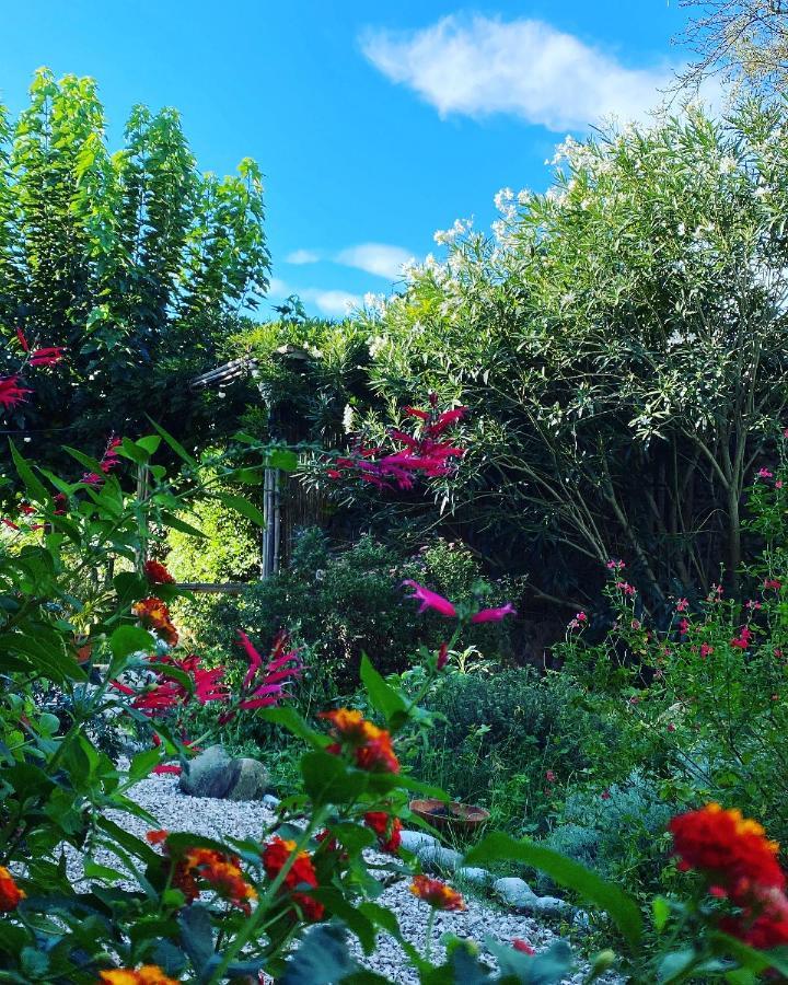 Bed and Breakfast La Poterie Carresse Экстерьер фото